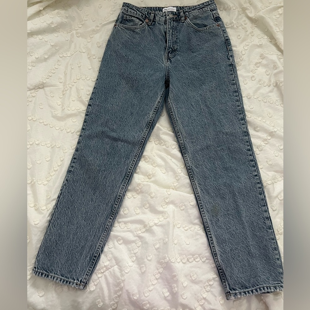 Zara Medium Dark Wash Mom Jeans Size 8